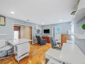 16 Lakecrest Lane, Ronkonkoma NY 11779