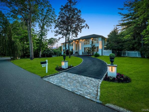 37 Wilmington Drive, Melville NY 11747