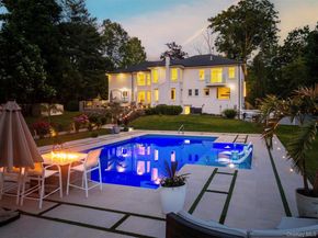 37 Wilmington Drive, Melville NY 11747