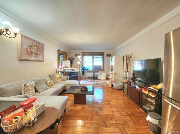 143-07 Sanford Avenue 1K, Flushing NY 11355