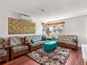 6722 211th Street, Oakland Gardens NY 11364