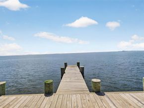 30 Milton Road, Babylon NY 11702