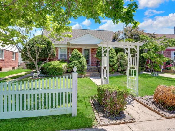 49 McAlester Avenue, Hicksville NY 11801
