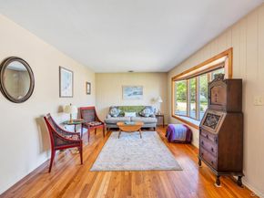 256 W 4th Street, Deer Park NY 11729