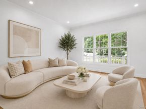 40 Muncey Road, Bay Shore NY 11706