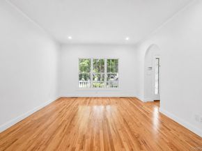 40 Muncey Road, Bay Shore NY 11706