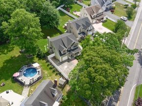 40 Muncey Road, Bay Shore NY 11706