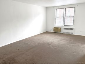 43-25 Douglaston Parkway 2B, Douglaston NY 11363