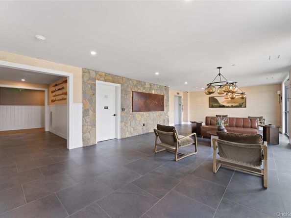 25 S Riverside Avenue 210, Croton-on-Hudson NY 10520