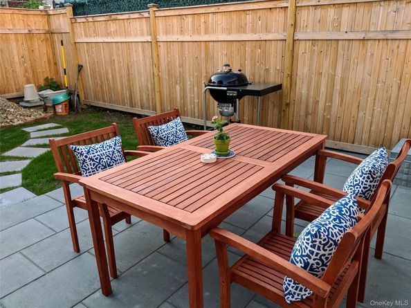 8424 129th Street, Kew Gardens NY 11415