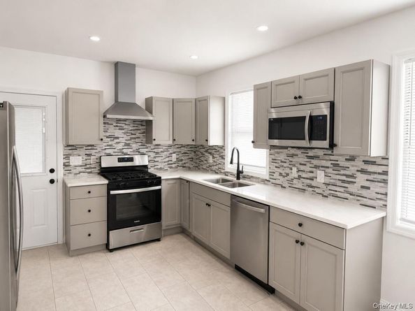 130 Elizabeth Avenue, Hempstead NY 11550