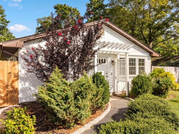 45 Fuoco Road, Bellport NY 11713