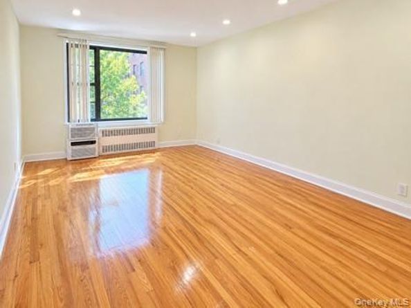 149-05 79th Avenue 314, Flushing NY 11367