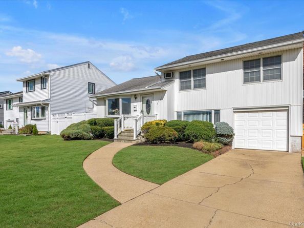 3583 Summer Drive, Wantagh NY 11793