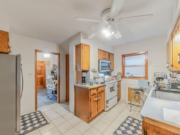 55 E Neck Court, West Babylon NY 11704