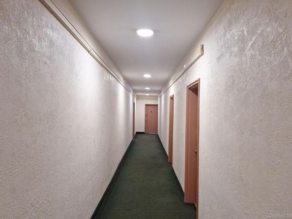3475 Greystone Avenue 7E, Bronx NY 10463