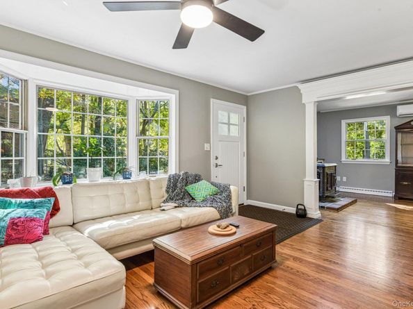 107 Gnarled Hollow Road, East Setauket NY 11733