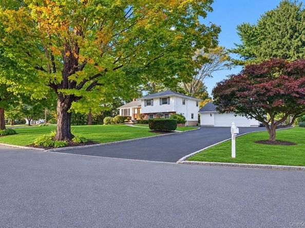 121 Ketay Drive S, East Northport NY 11731