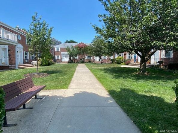 71-39 260th Street A1, Glen Oaks NY 11004