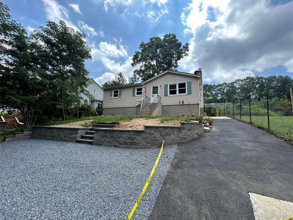 142 New York Avenue, Sound Beach NY 11789