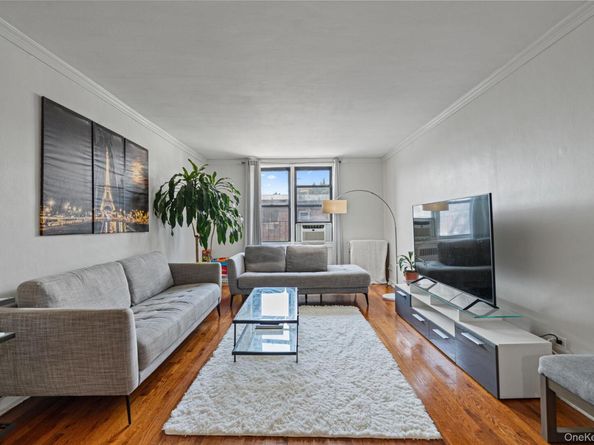 67-30 Dartmouth Street 2H, Forest Hills NY 11375