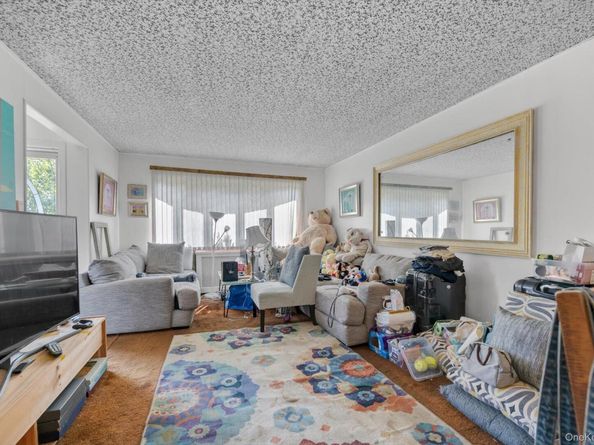 146 Claflin Boulevard, Franklin Square NY 11010