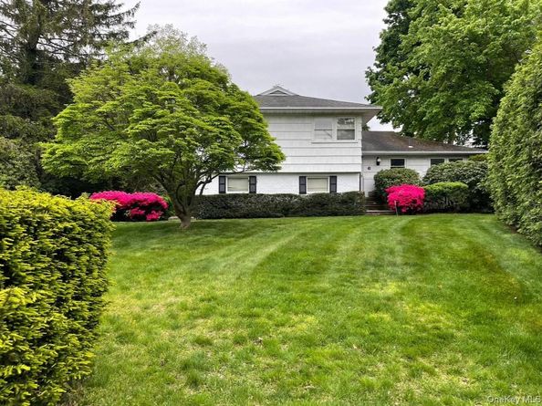 6 Preston Court, Glen Cove NY 11542