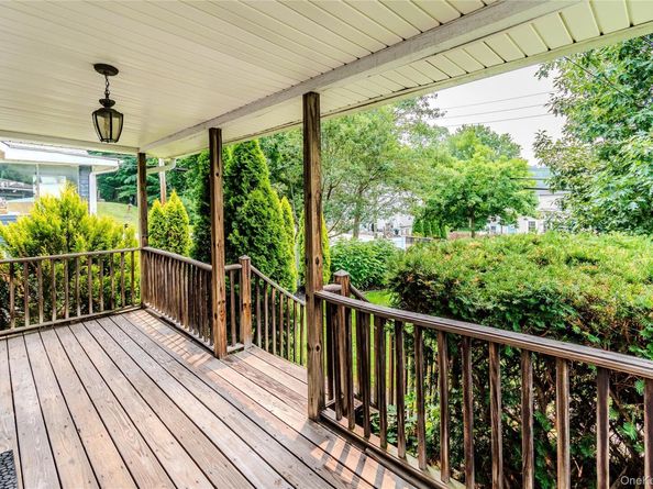 382 E Main Street, Jefferson Valley NY 10535