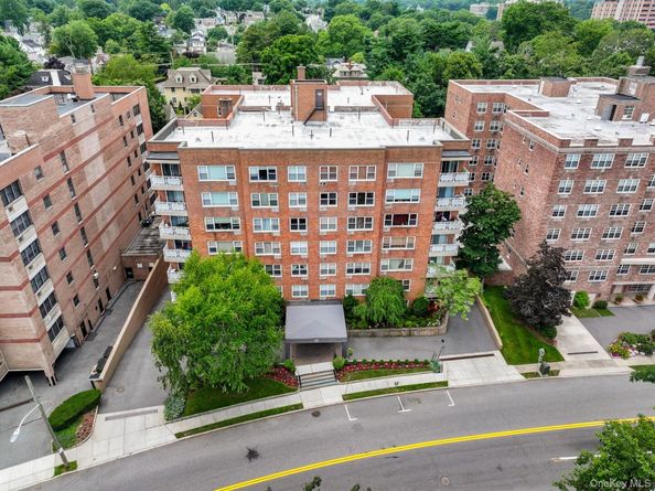 10 Old Mamaroneck Road 7A, White Plains NY 10605