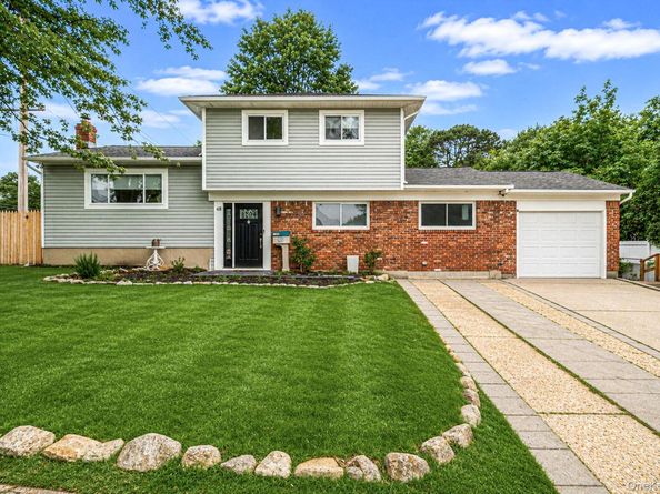 48 Hillside Avenue, Patchogue NY 11772