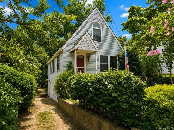 24 Grove Road, Rocky Point NY 11778