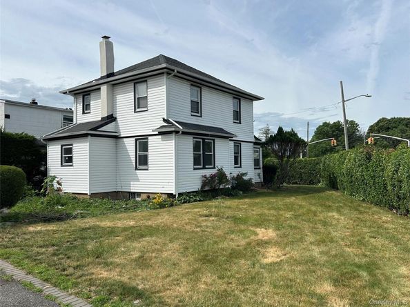 96 California Avenue, Hempstead NY 11550