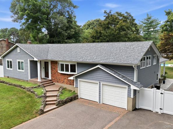 18 Millet Street, Dix Hills NY 11746