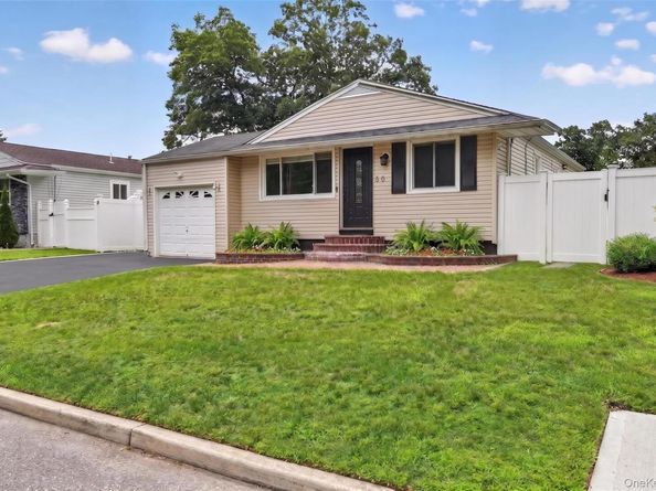 50 Lantern Street, Huntington NY 11743
