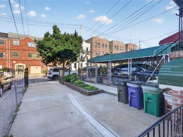 3043 Matthews Avenue, Bronx NY 10467