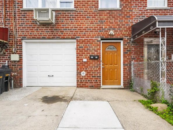 2733 Hone Avenue, Bronx NY 10469