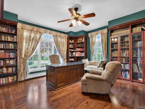1 Springwood Path, Laurel Hollow NY 11791