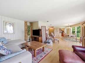 195 Shore Road, Mount Sinai NY 11766