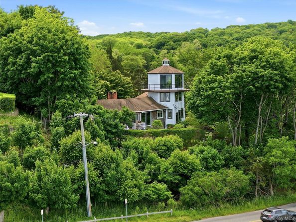 195 Shore Road, Mount Sinai NY 11766