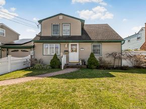 159 Montgomery Avenue, Oceanside NY 11572