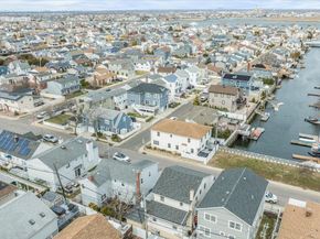 806 E Chester Street, Long Beach NY 11561