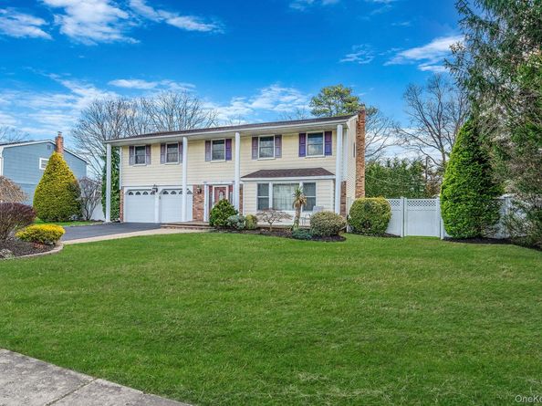 151 Wedgewood Drive, Hauppauge NY 11788