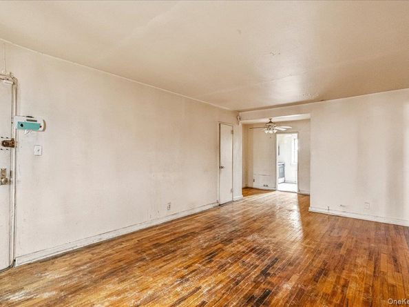 152-10 Melbourne Avenue 223A, Flushing NY 11367