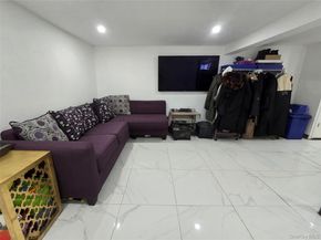 195-20 122nd Avenue, Springfield Gardens NY 11413