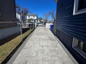 195-20 122nd Avenue, Springfield Gardens NY 11413