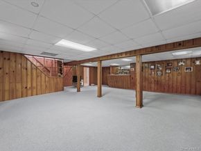 38 Leslie Lane, New Hyde Park NY 11040