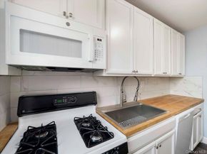 3 Sadore Ln 4P, Yonkers NY 10710