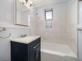 3 Sadore Ln 4P, Yonkers NY 10710