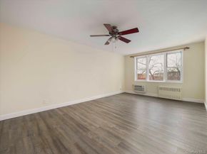 3 Sadore Ln 4P, Yonkers NY 10710