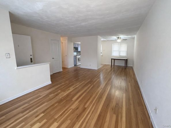 212-03 16 Avenue 173, Bayside NY 11360